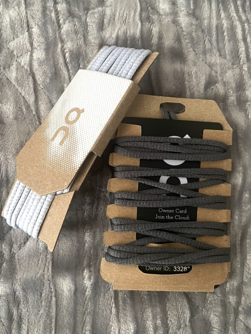 On Cloud Running Replacement Shoelaces in Silver and Charcoal